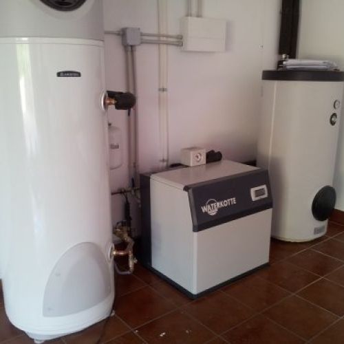 Instalación aerotermia Geoda   WATERKOTTE